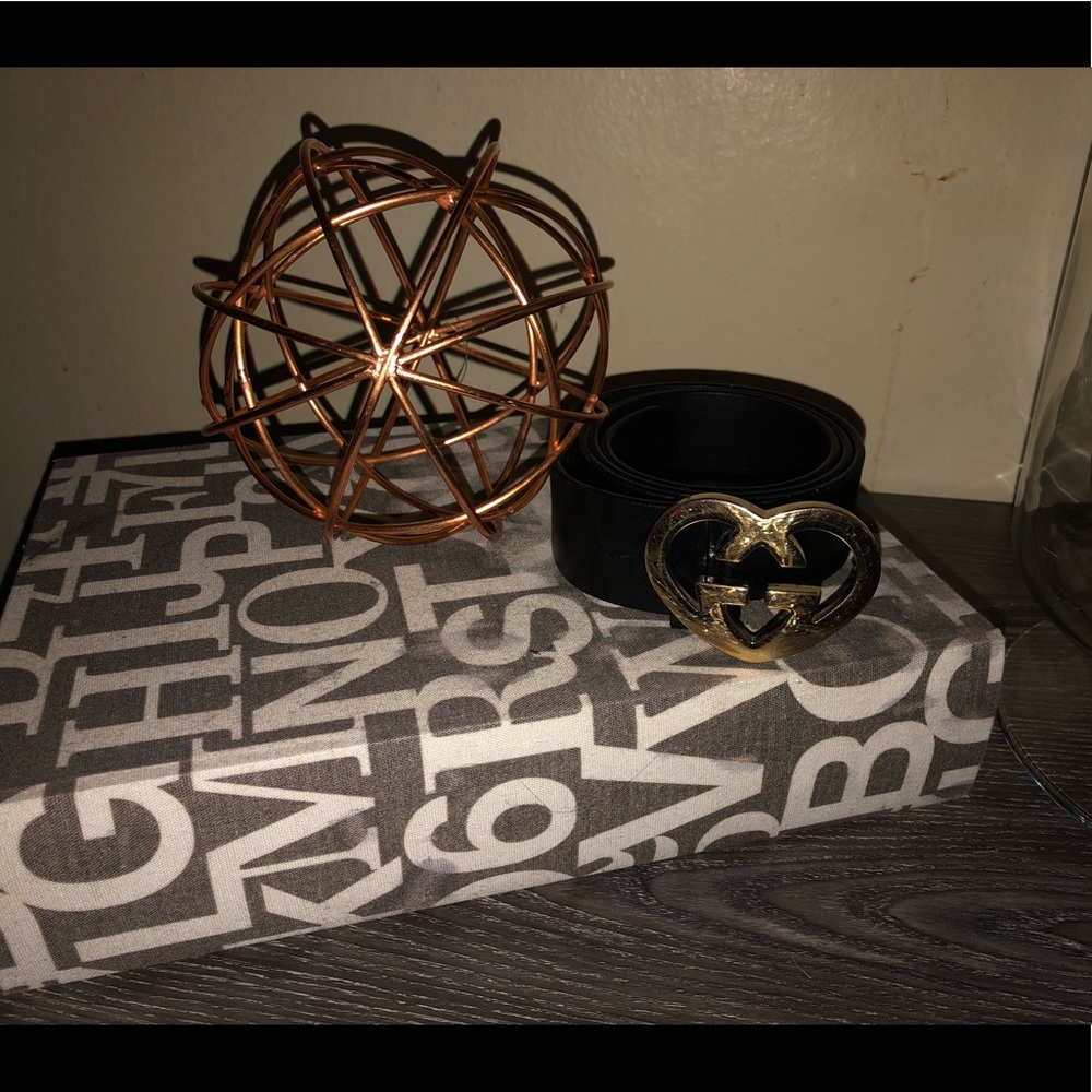 Women’s Gucci belt